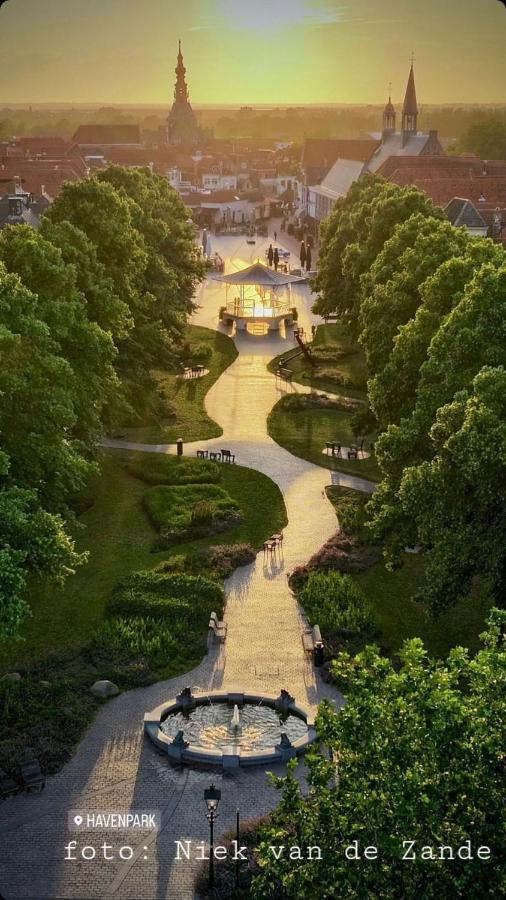 B&B Monumentaal Logeren Зиерикзее Екстериор снимка